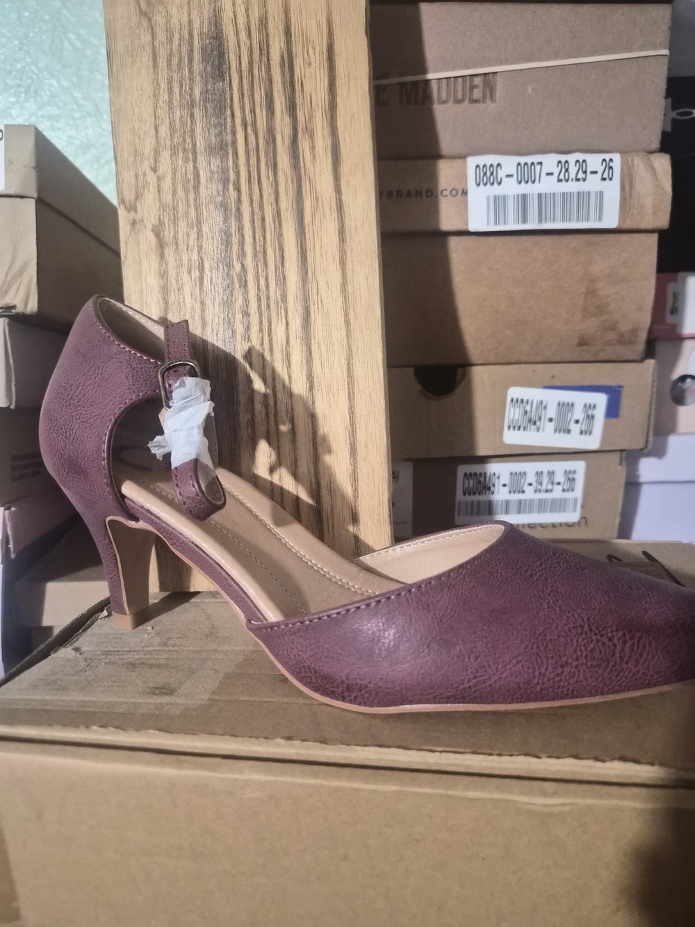 Ankle-Strap Pointed Heel in Plum